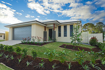 Uses and types of roll up garage doors